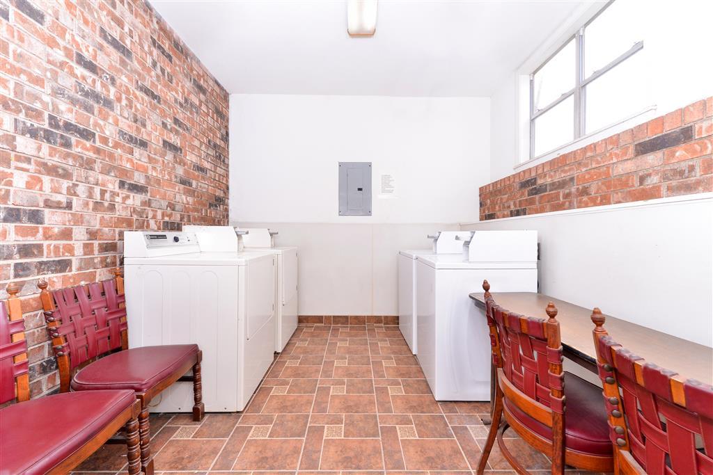 Americas Best Value Inn Schulenburg Удобства фото