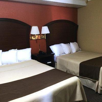 Americas Best Value Inn Schulenburg Номер фото