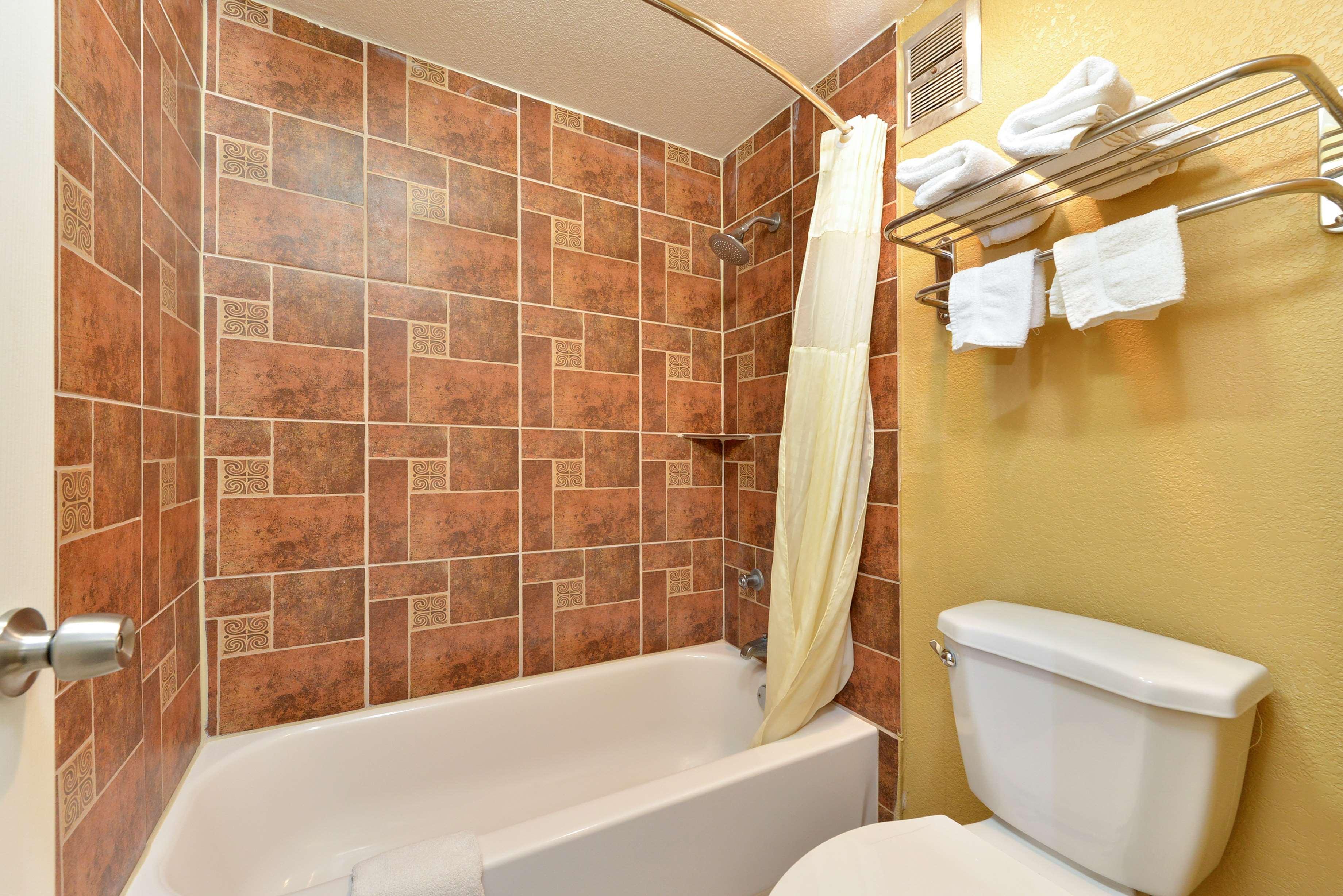 Americas Best Value Inn Schulenburg Экстерьер фото